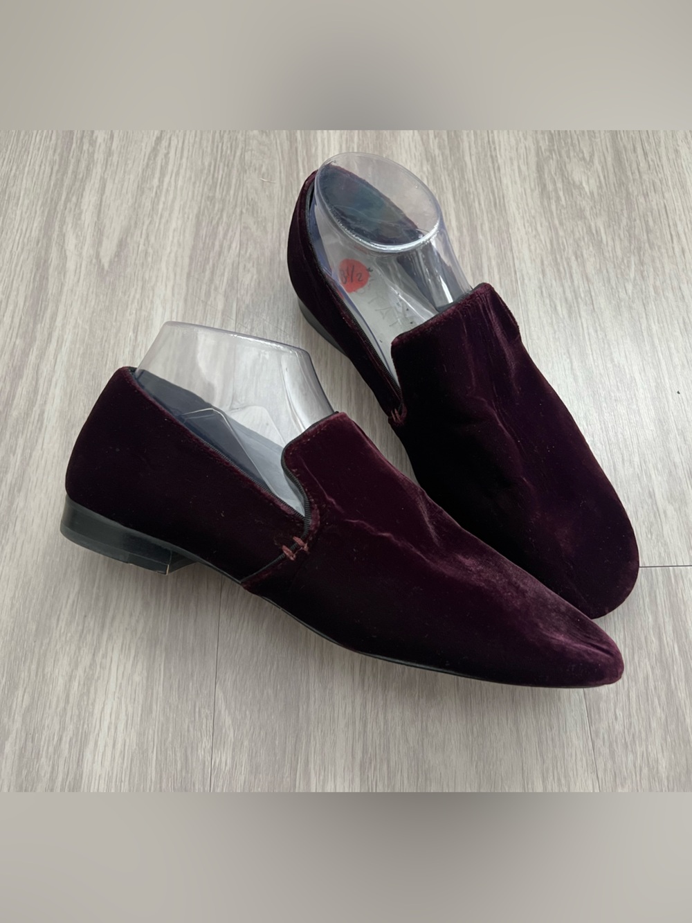 1.STATE Burgundy Velvet Smoking Loafers Women’s Size 8.5M Pointed Toe